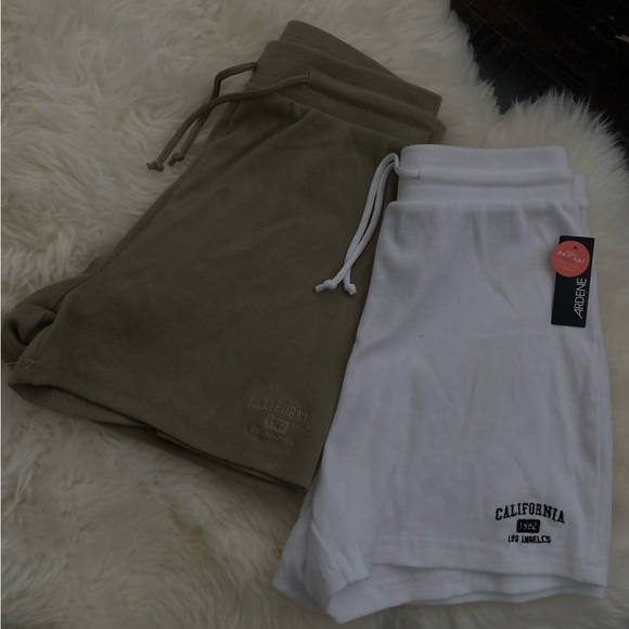 Bags of Clothing - Women’s Size S (NAME BRANDS) - Picture 5 of 9